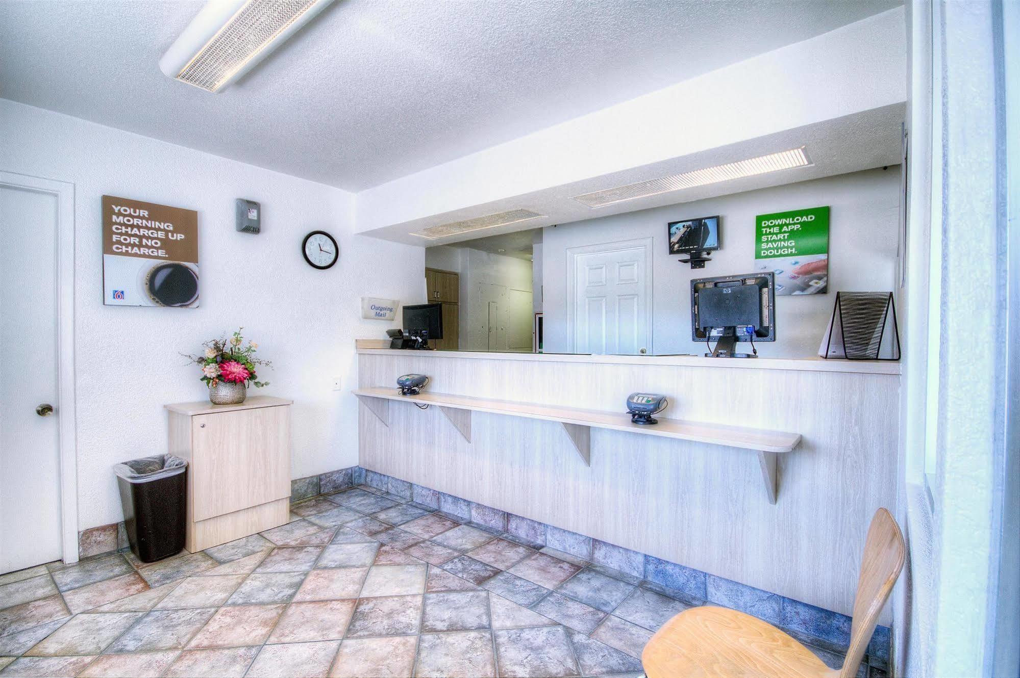 Rodeway Inn 拉斯克鲁塞斯 外观 照片