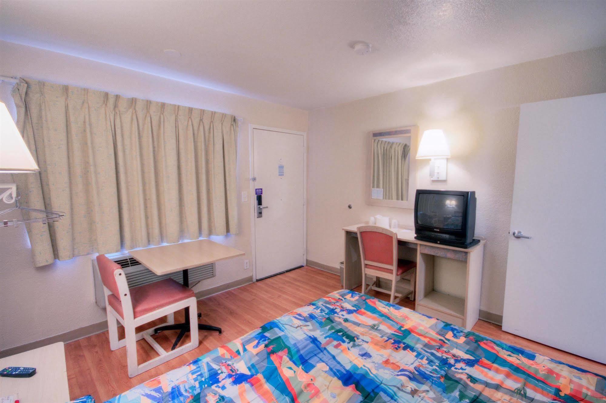 Rodeway Inn 拉斯克鲁塞斯 外观 照片
